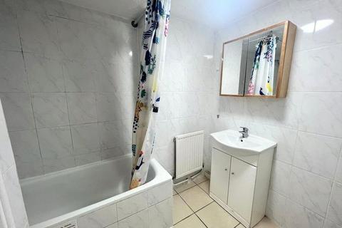 undefined, London NW11