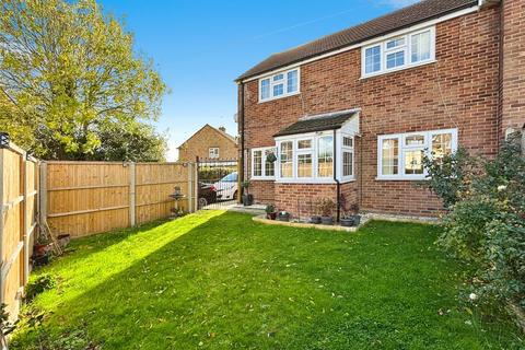 undefined, Lulworth Road, Reading, Berkshire