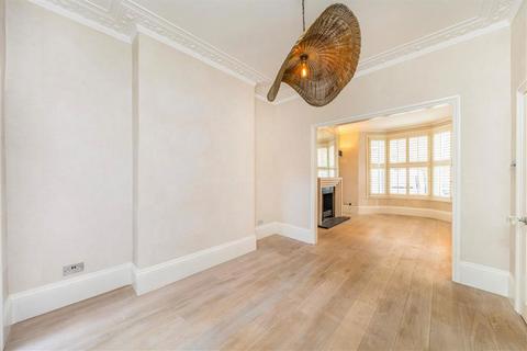 5 bedroom house for sale, Limburg Road, London SW11