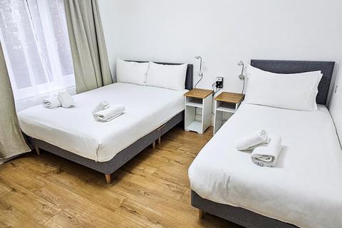 81 Atkinson Road, London, E16 3LP