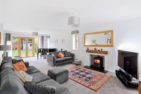 undefined, Chantry Hurst, Epsom