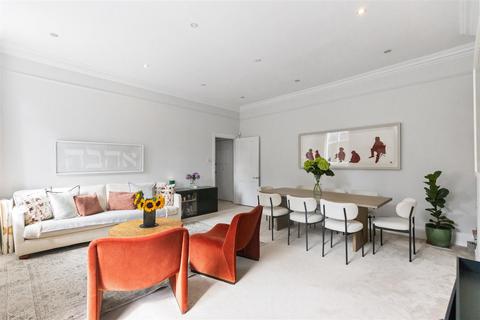 2 bedroom apartment for sale, Hamilton Terrace, St Johns Wood, London, NW8