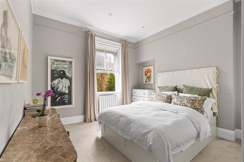 2 bedroom apartment for sale, Hamilton Terrace, St Johns Wood, London, NW8