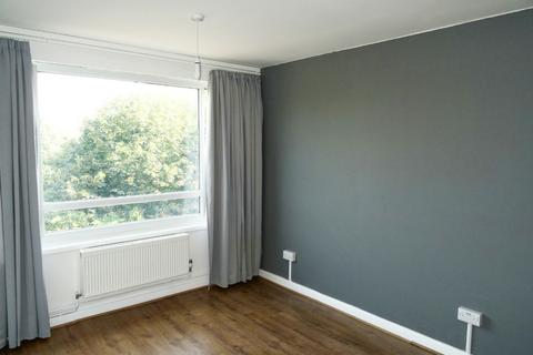 undefined, Britten Lodge, Bromley BR2
