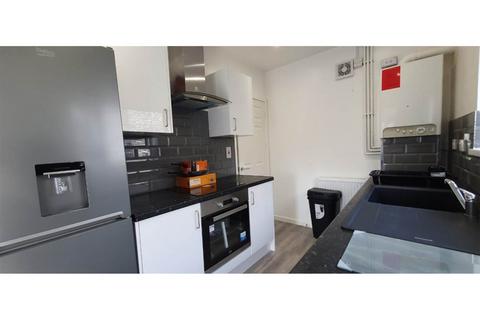 2 bedroom flat to rent, Salisbury Road, Rear Building, Cathays, Cardiff
