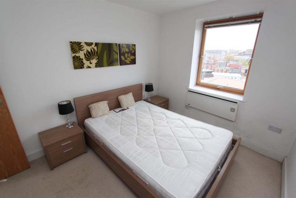 Bedroom.JPG