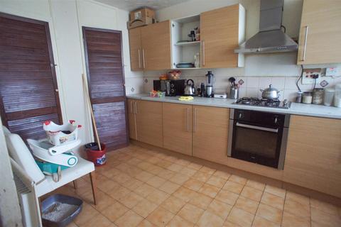 undefined, Eastfield Road, Enfield