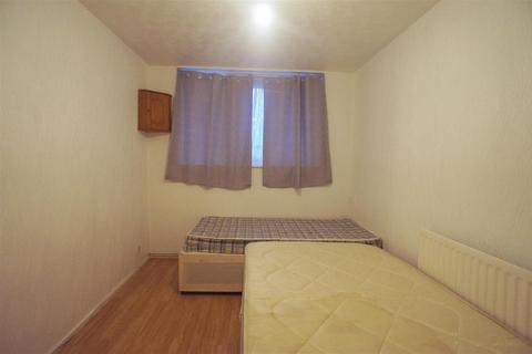 undefined, Eastfield Road, Enfield