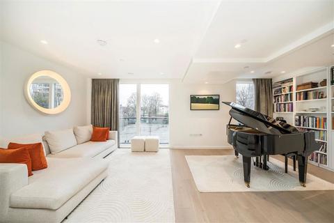 undefined, Hilary Mews, London SE1