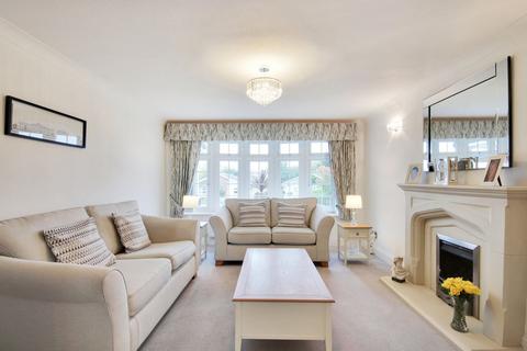 36 Chantry Avenue, Hartley, Longfield, DA3 8DD