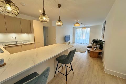 2 bedroom apartment to rent, 5 Burnaby Road