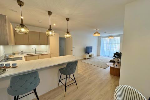 2 bedroom apartment to rent, 5 Burnaby Road