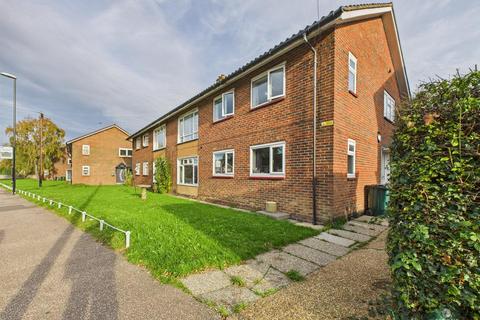 2 bedroom maisonette for sale, Stagelands, Crawley RH11