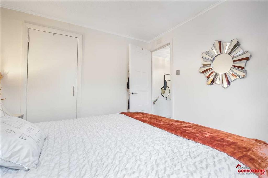 Bedroom (2)