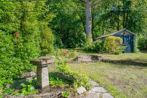 undefined, Pierrefondes Avenue, Farnborough