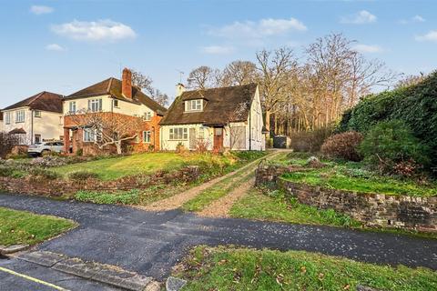 undefined, Pierrefondes Avenue, Farnborough