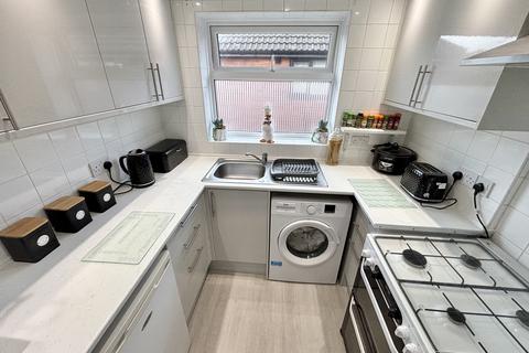 2 bedroom bungalow for sale, Springbrook Avenue, Cleveleys FY5