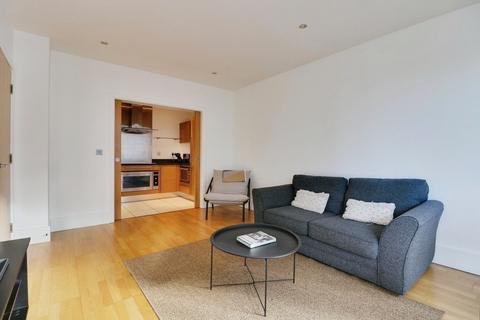 2 bedroom apartment for sale, Juniper Drive, London SW18