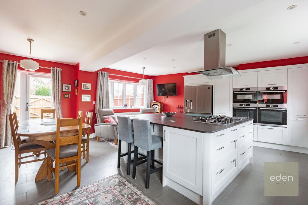 Kitchen / Diner
