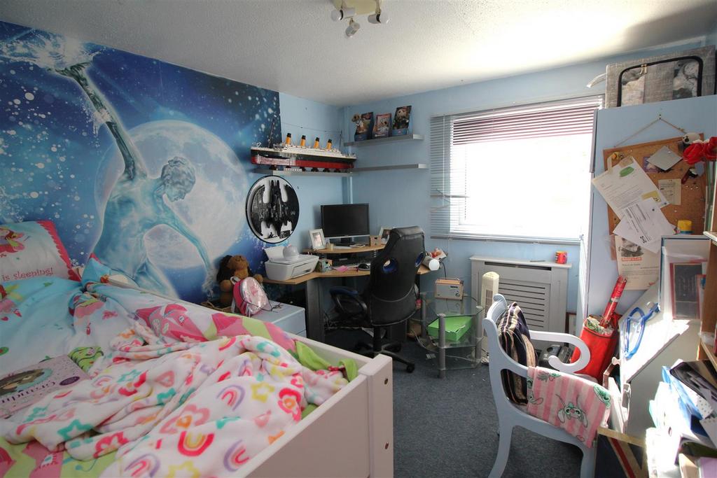 Bedroom 2 .JPG