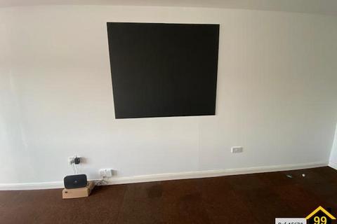 Office to rent - Butts Business Centre, Chiseldon, Swindon, Wiltshire, SN4