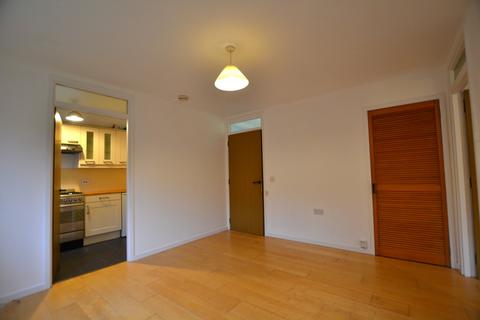 undefined, Heriothill Terrace, Canonmills, Edinburgh, EH7