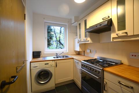 undefined, Heriothill Terrace, Canonmills, Edinburgh, EH7