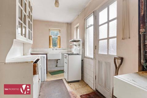 3 bedroom semi-detached house for sale, High Road, Broxbourne EN10