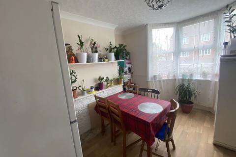 undefined, Room 2, 55 Osborne Road