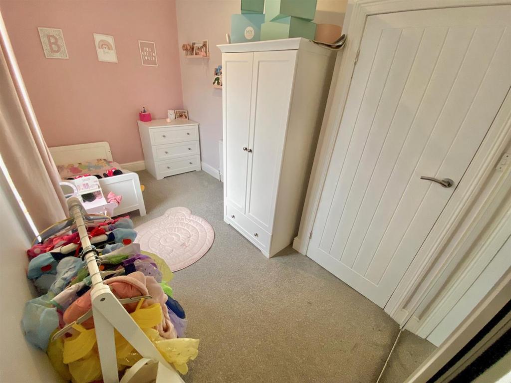 Bedroom4.jpg