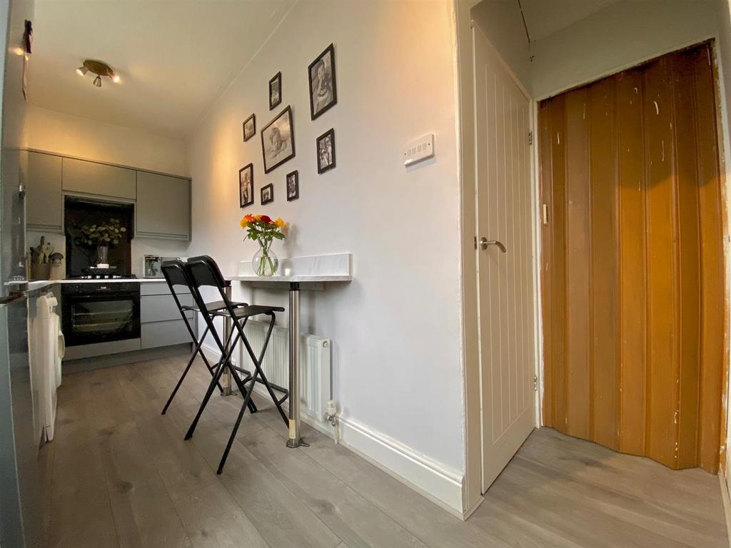 Kitchen4.jpg