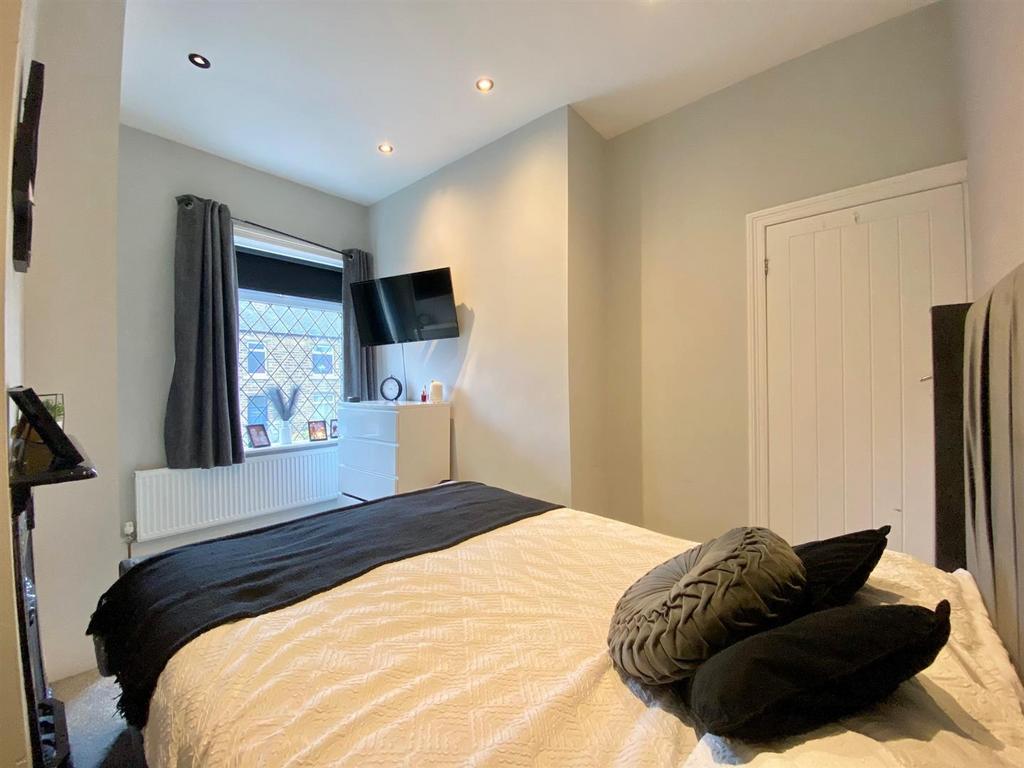 Bedroom.jpg