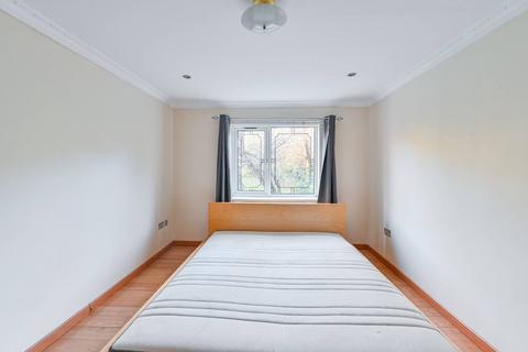 1 bedroom flat to rent, Batten Street, Battersea, London, SW11