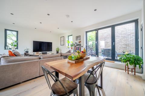 undefined, Radlett Close, London