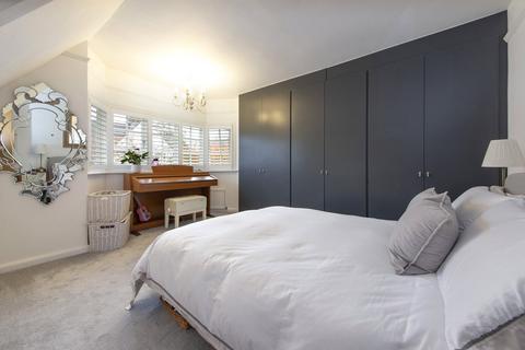undefined, Erskine Hill, London