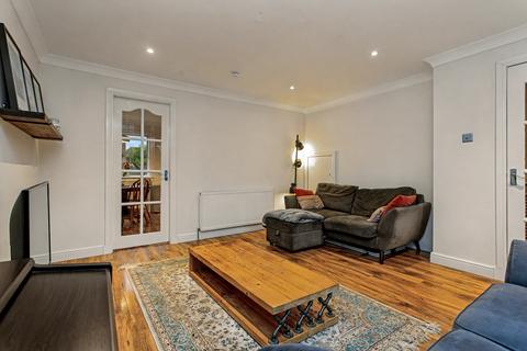 3 bedroom semi-detached villa for sale, 9 Glenmoss Avenue, Erskine, PA8 6HN