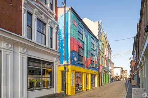 Retail property (high street) to rent, 54-56 Bridlesmith Gate Nottingham NG1 2GP