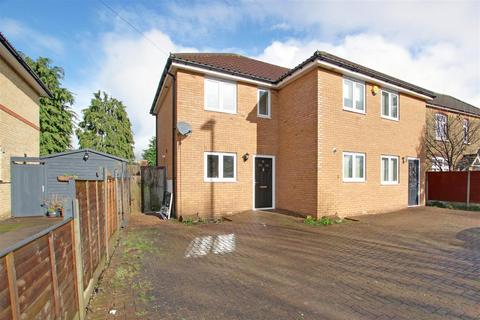 2 bedroom semi-detached house for sale, Goffs Lane, Cheshunt