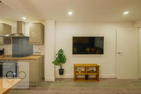 1 bedroom in a house share to rent, Irving Road, Coventry