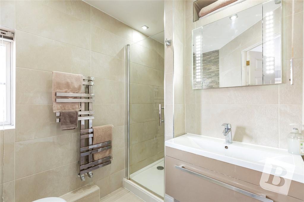 Master En-Suite
