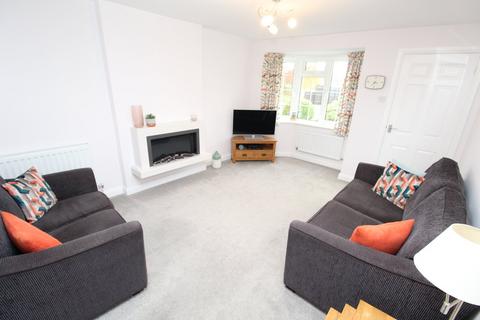 3 bedroom detached house for sale, Sanderson Close, Leicester LE8