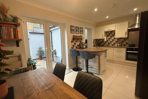 3 bedroom townhouse for sale, Parc Y Gelli, Foelgastell, Llanelli
