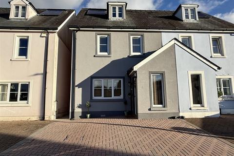 3 bedroom townhouse for sale, Parc Y Gelli, Foelgastell, Llanelli