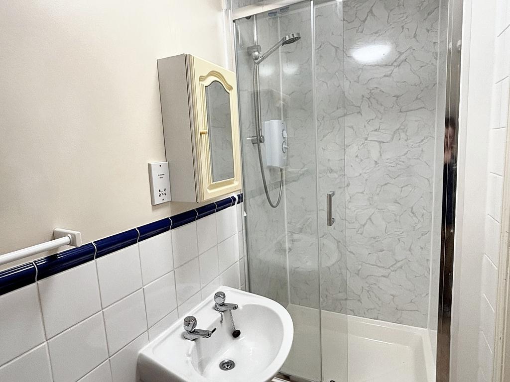 Ensuite
