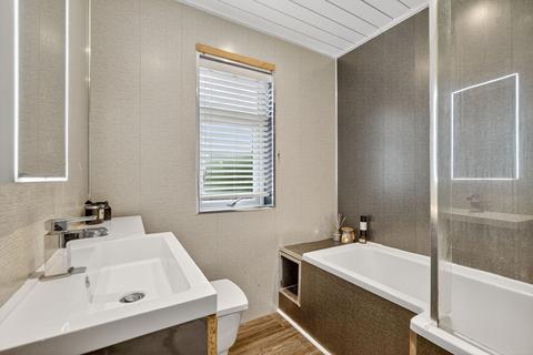 undefined, 16 Duncan Drive, Irvine, KA12 0HY