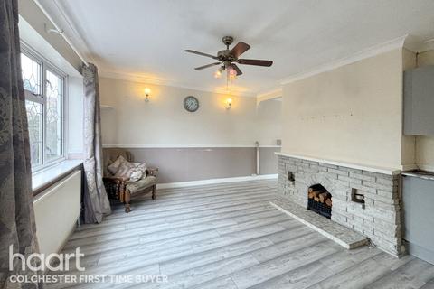3 bedroom semi-detached house for sale, Ipswich Road, Colchester