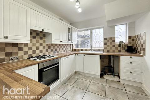 3 bedroom semi-detached house for sale, Ipswich Road, Colchester