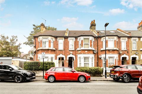 3 bedroom flat to rent, Caledon Road, E6