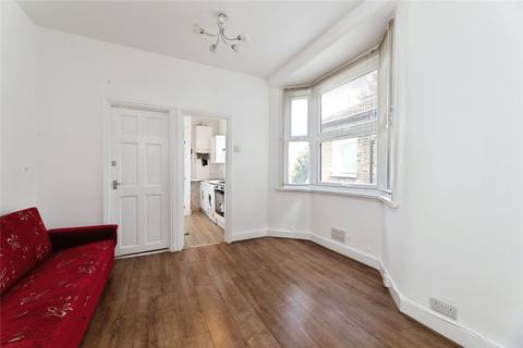 3 bedroom flat to rent, Caledon Road, E6
