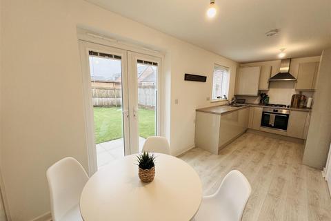 3 bedroom house for sale, Monarch Road, Houghton Le Spring DH4
